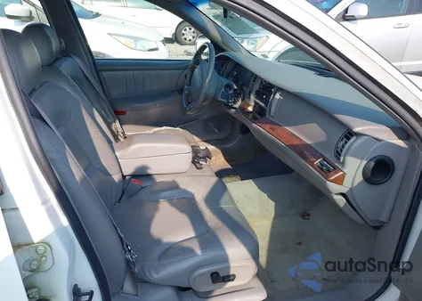 2000 Buick Park Avenue from USA, damaged, VIN 1G4CW52K2Y4131356